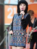 Carly-Rae-Jepsen-4