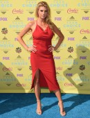Charlotte-McKinney-2015-Teen-Choice-Awards-LA-2