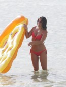 Claudia-Romani-Bikini-Candids-Miami-3