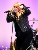 Debby-Ryan-303