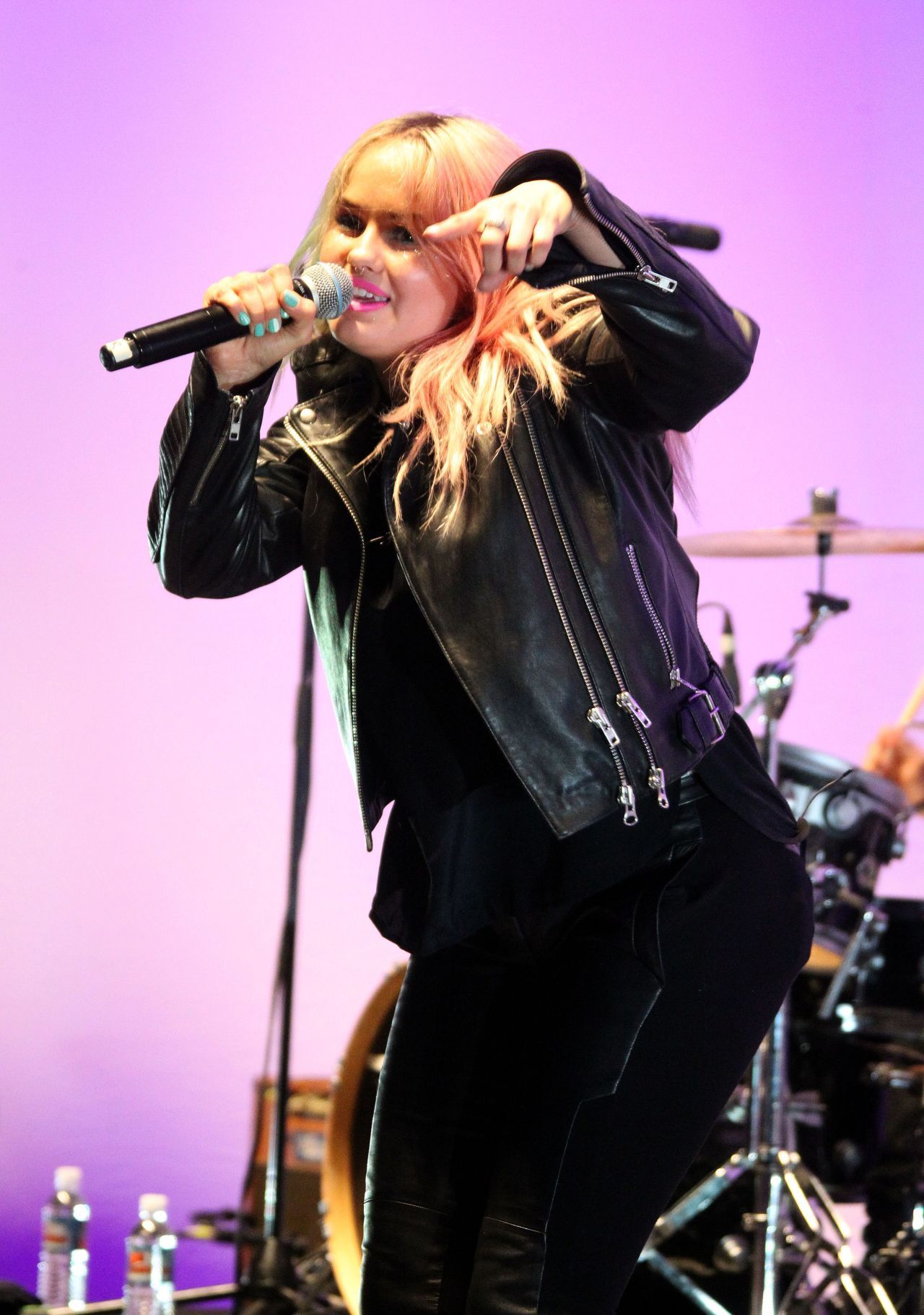 Debby-Ryan-303