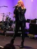 Debby-Ryan-304