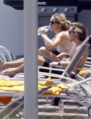 Ellie-Goulding-in-Bikini-3