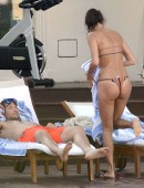 Irina-Shayk-in-Bikini-4