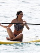 Kendall-Jenner-in-Bikini-627
