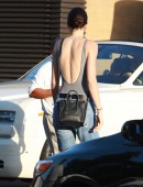 Kendall-Jenner-in-Jeans-254