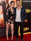 Kristen-Stewart-at-the-Premiere-of-American-Ultra-in-LA-8