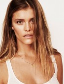 Nina-Agdal-217