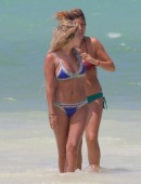 Ashley-Benson-6