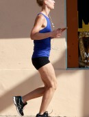 Claire-Danes -Jogging-Brentwood-6