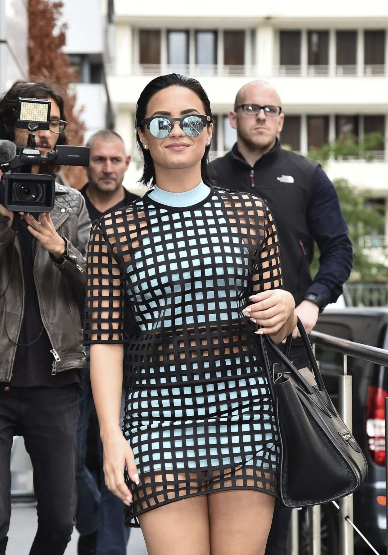 Demi-Lovato-Leggy-101