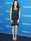 Elizabeth-Gillies-857