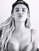 Emma-Roberts-for-Aerie-Lingerie-Photoshoot-5
