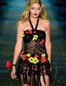 Gigi-Hadid-at-Anna-Sui-Spring-2016-Fashion-Show-at-NYFW-1