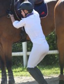 Kaley-Cuoco-at-Flintridge-Riding-Horse-8