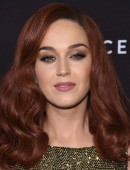 Katy-Perry-at-2015-Harper's-BAZAAR-ICONS-Event-NYC-1