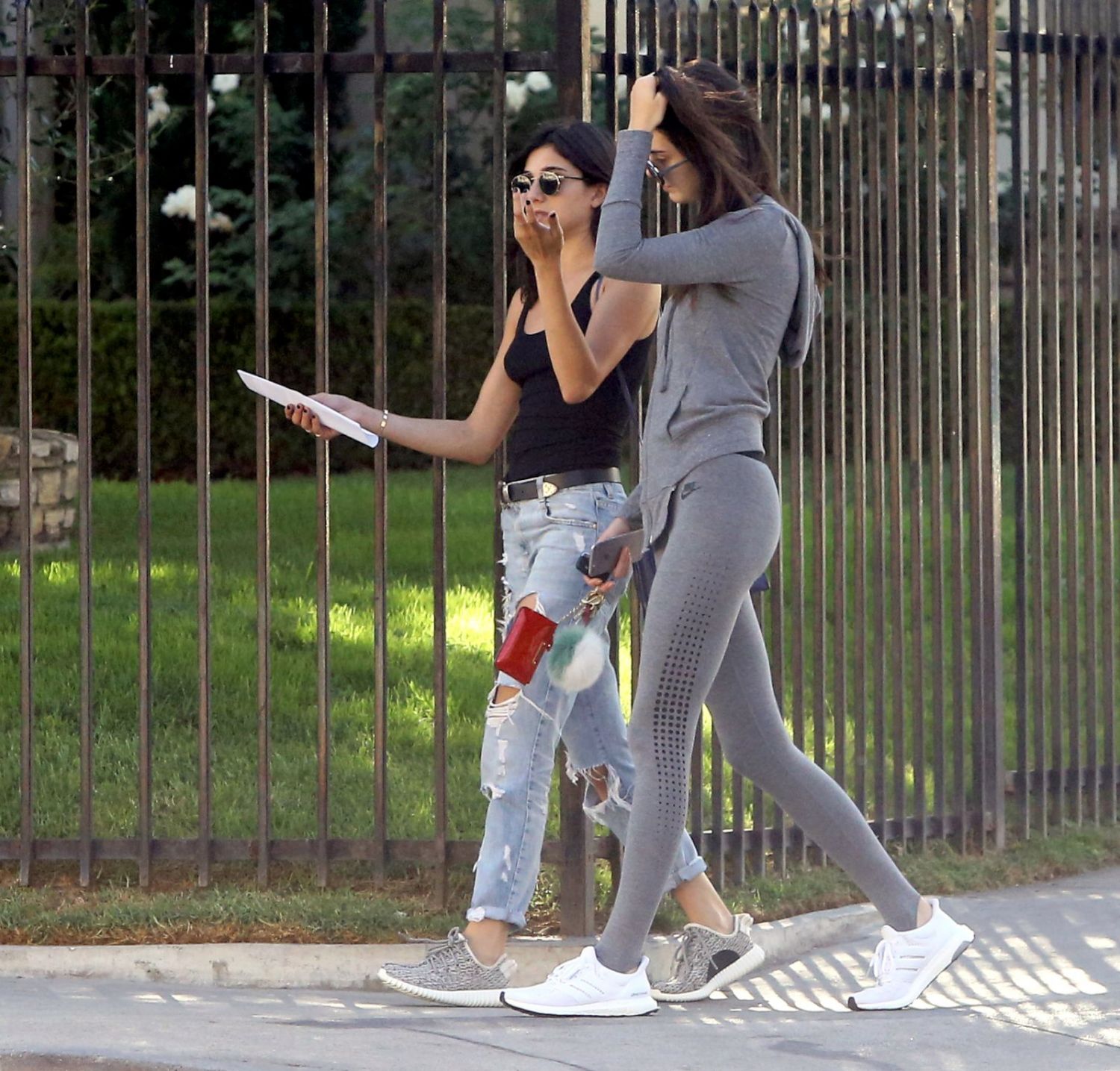 Kendall-Jenner-Candids-LA-7