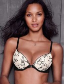 Lais-Ribeiro-Victoria’s-Secret-Lingerie-Photoshoot-18