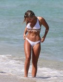 Natasha-Oakley-in-Bikini-201
