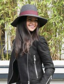 Selena-Gomez-in-Tight-Jeans-603