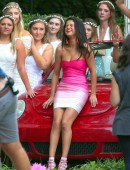 Selena-Gomez-on-Neighbors-2-Sorority-Rising-Set-1