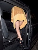 Charli-XCX-Upskirt-502