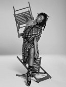 FKA-Twigs-Paper-Magazine-2015-1