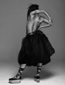 FKA-Twigs-Paper-Magazine-2015-3