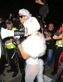 Fergie-Casa-Tequila-Halloween-Party-in-Beverly-Hills-5