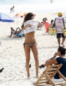 Izabel-Goulart-in-Bikini-12