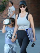 Kourtney-Kardashian-Booty-in-Tights-306