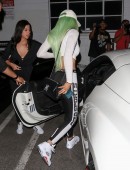 Kylie-Jenner-Studio-LA-10