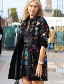 Maria-Sharapova-Paris-Fashion-Week-October-2015-4