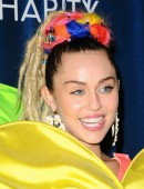 Miley-Cyrus-Hilarity-for-Charity`s-James-Franco’s-Bar-Mitzvah-Hollywood-CA-13