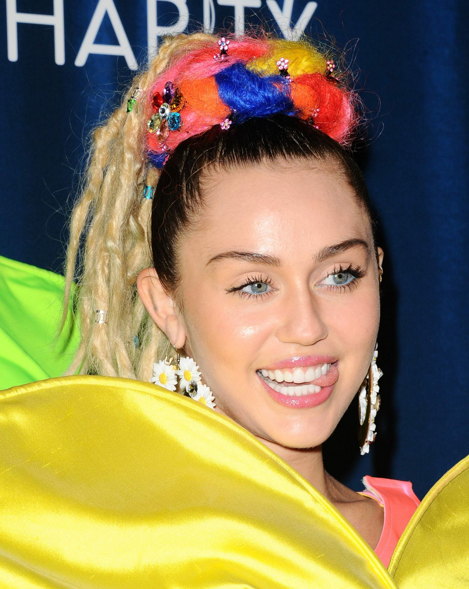 Miley-Cyrus-Hilarity-for-Charity`s-James-Franco’s-Bar-Mitzvah-Hollywood-CA-13