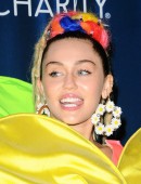 Miley-Cyrus-Hilarity-for-Charity`s-James-Franco’s-Bar-Mitzvah-Hollywood-CA-4