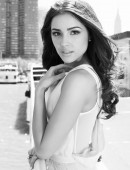 Olivia-Culpo-in-Andrew-H-Walker-Photography-2015-7