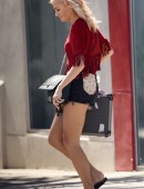 Pixie-Lott-Leggy-in-Shorts-3