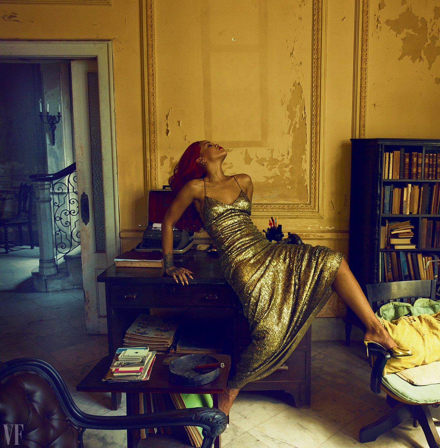 Rihanna-Vanity-Fair-Magazine-Photoshoot-November-2015-6