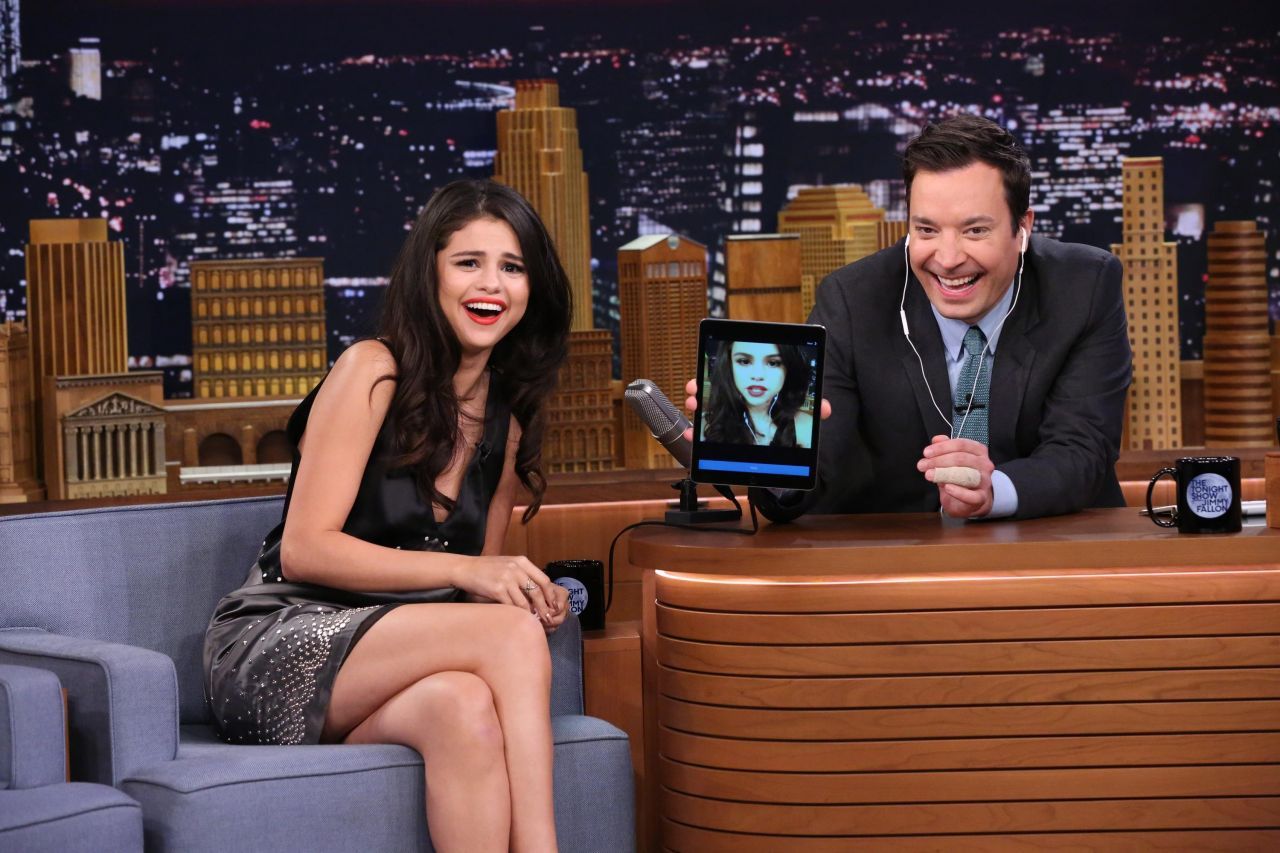 Selena-Gomez-at-The-Tonight-Show-Starring-Jimmy-Fallon-NYC-6