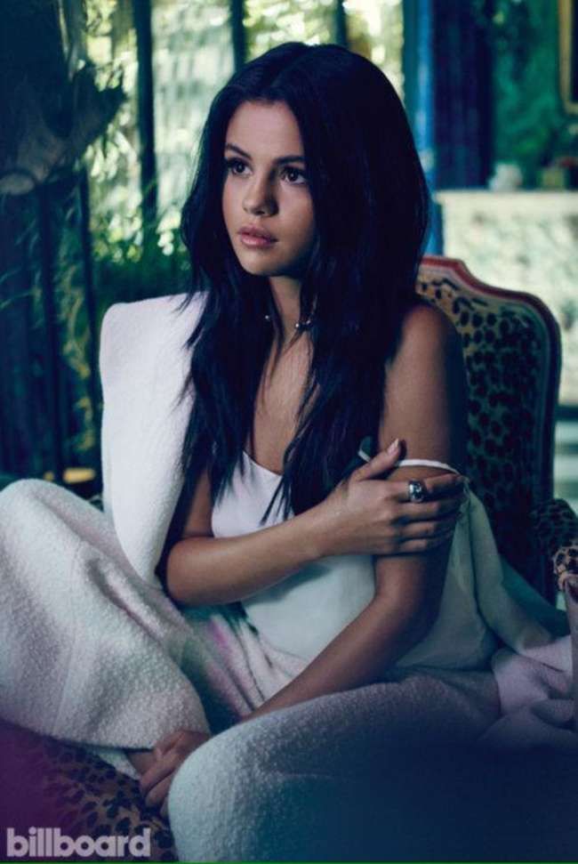 Selena-Gomez-in-Billboard-2015-2