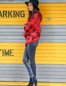 Victoria-Justice-Out-and-About-in-NYC-1