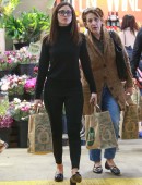 Emmy-Rossum-Shopping-LA-3