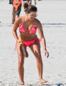 Eva-Longoria-Pink-Bikini-Miami-2