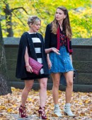 Hilary-Duff-on-the-Set-of-Younger-in-NY-11