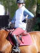 Kaley-Cuoco-Flintridge-Riding-Club-LA-7