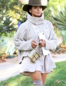 Kat-Graham-Leggy-3