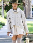 Kat-Graham-Leggy-4