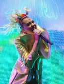 Miley-Cyrus-on-The-Milky-Milky-Milk-Tour-in-Chicago-IL-1