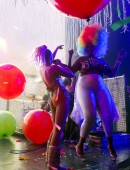 Miley-Cyrus-on-The-Milky-Milky-Milk-Tour-in-Chicago-IL-12